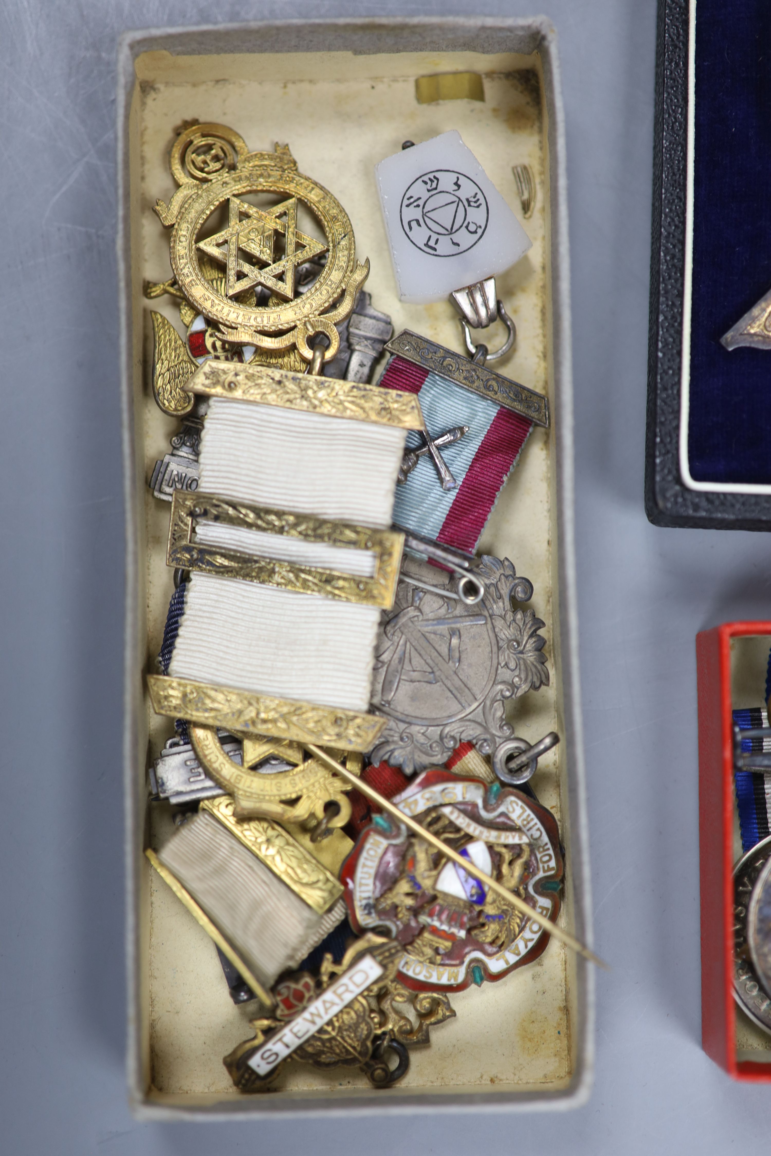 Assorted medals etc. including masonic